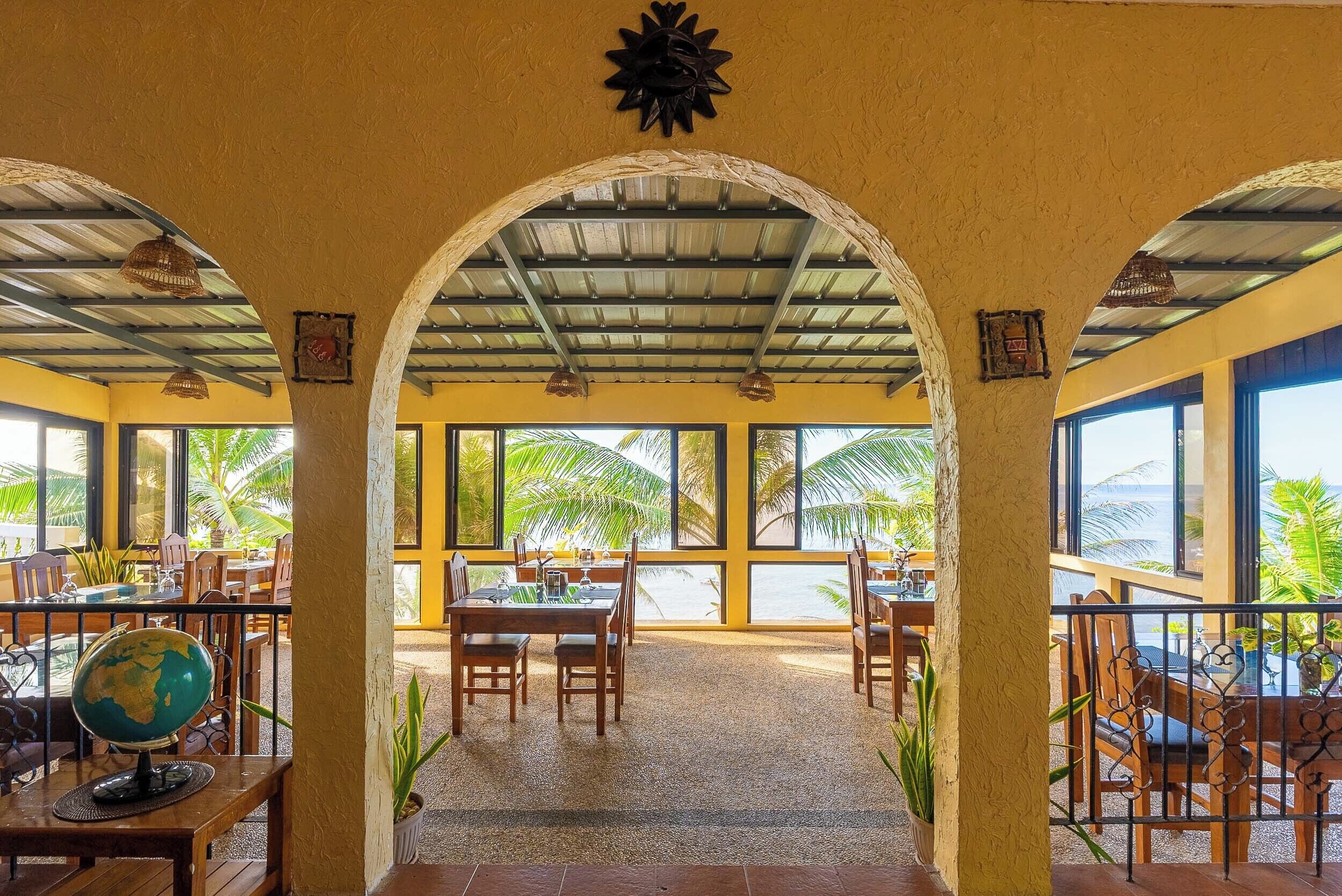 Breakfast, lunch, dinner served; international cuisine 