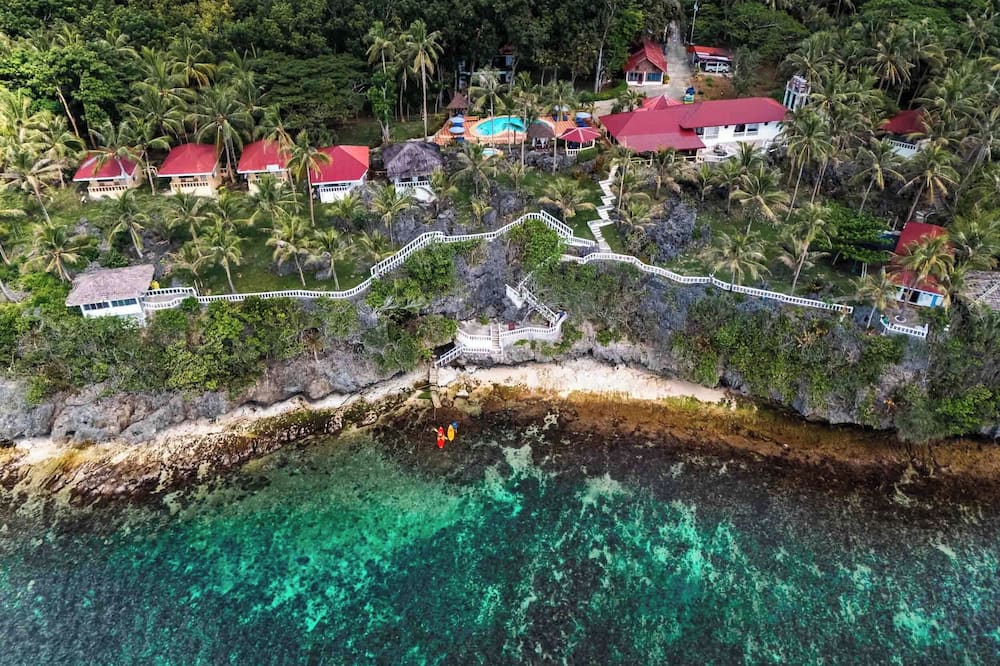 Blue Star Dive & Resort