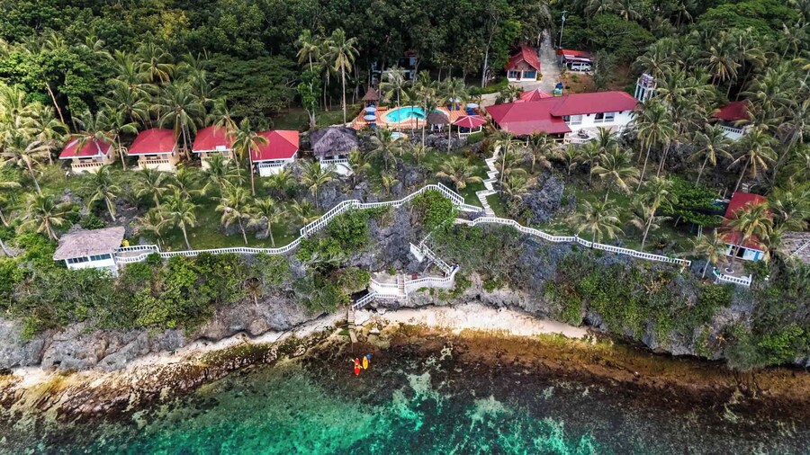 Blue Star Dive & Resort