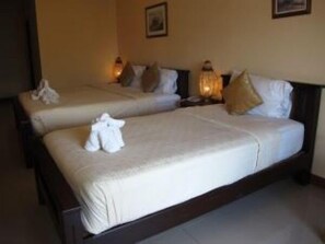 Triple Room | Desk, laptop workspace, free WiFi - Baanmalai Hotel Chiangrai (Chiang Rai)