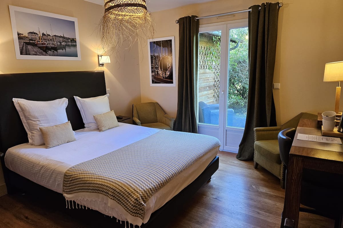 double room (charme 5) | in-room safe, iron/ironing board, free wifi