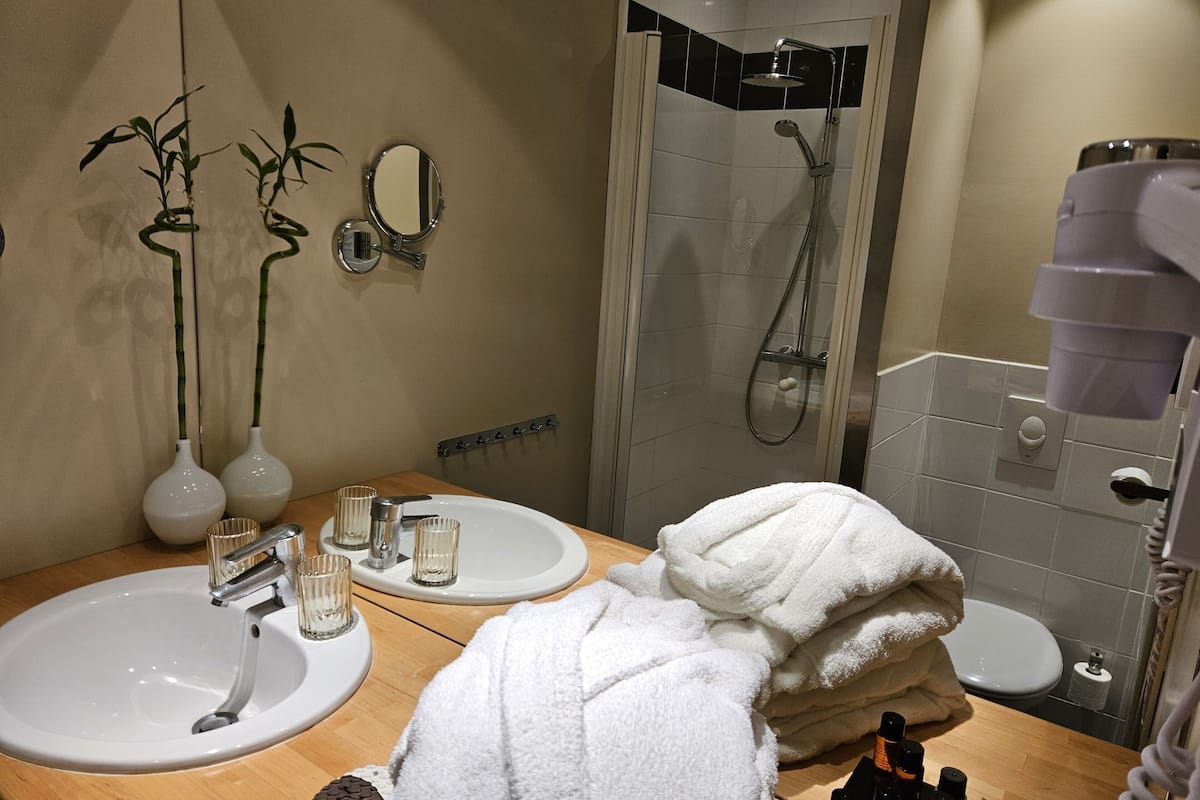 double room (charme 5) | in-room safe, iron/ironing board, free wifi