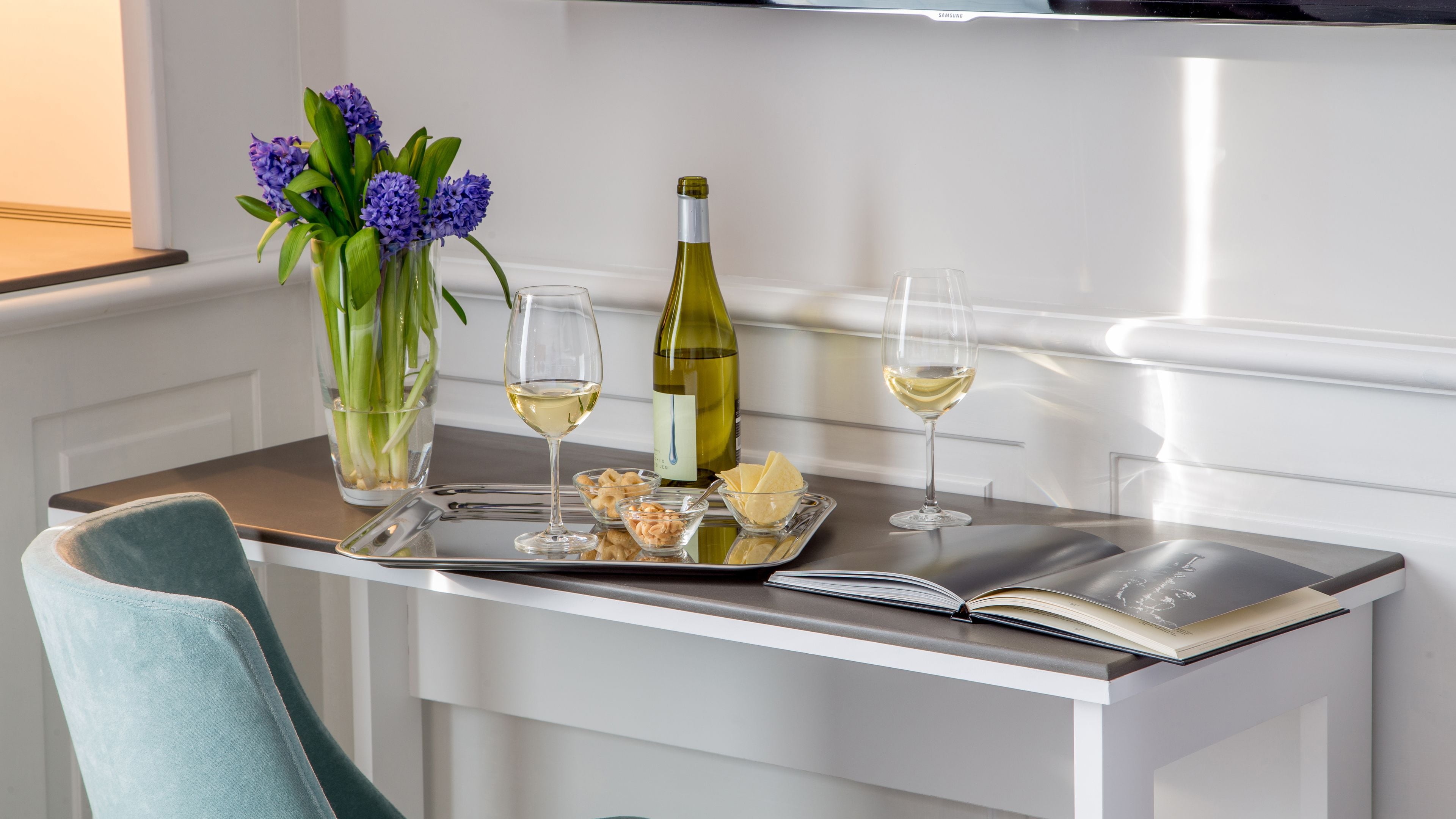 junior suite | premium bedding, memory-foam beds, minibar, in-room safe