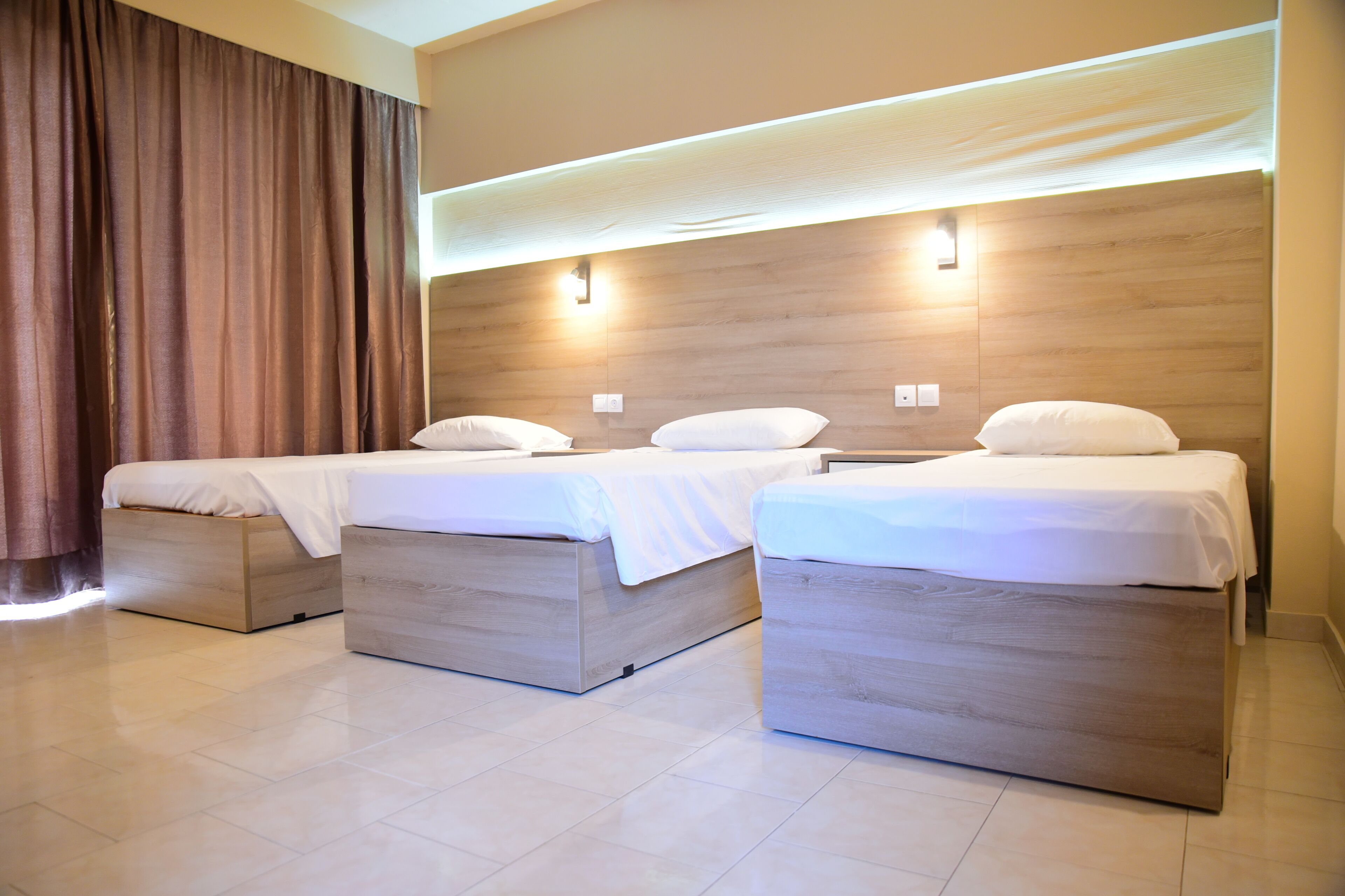 blackout curtains, free wifi, bed sheets