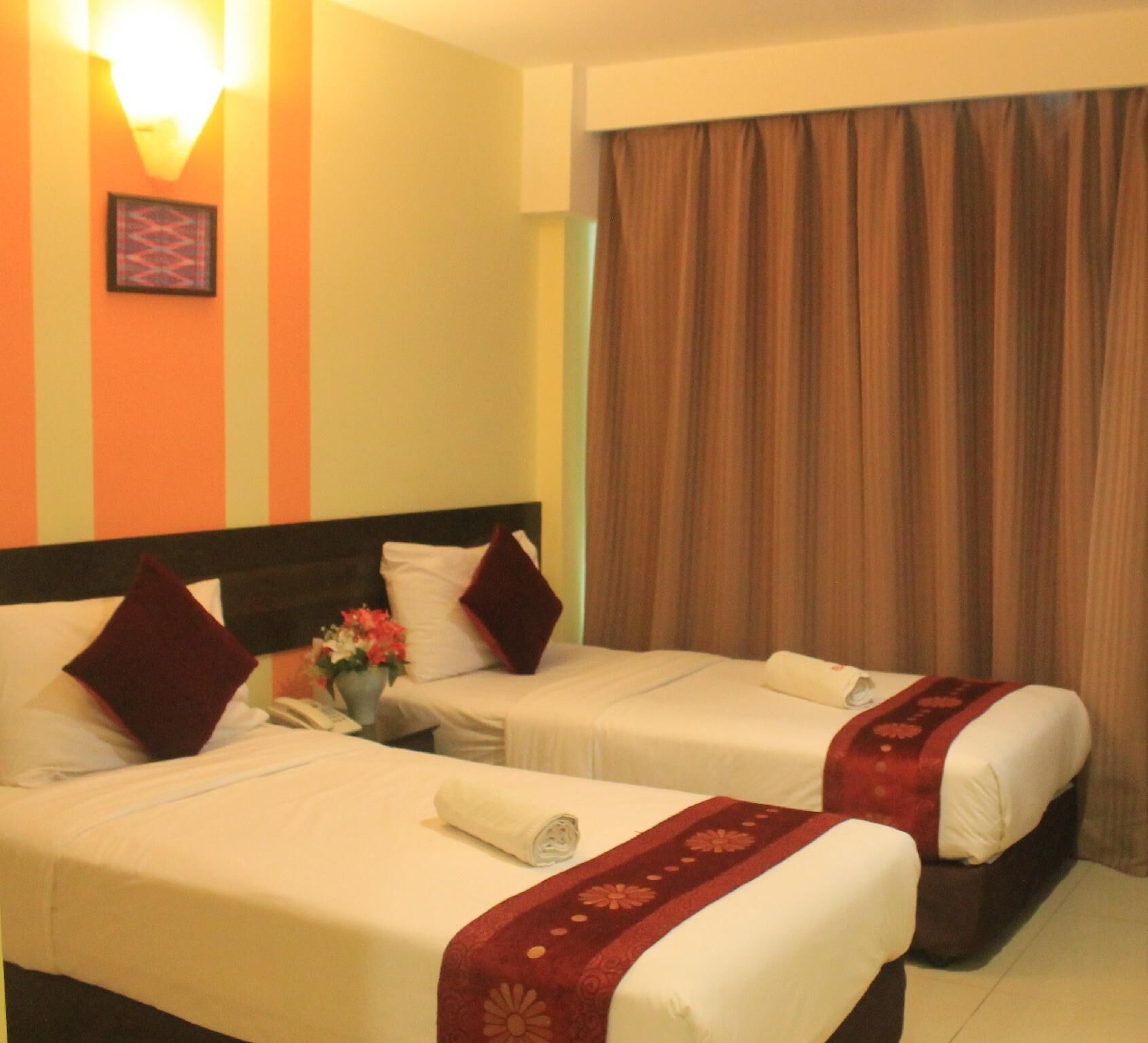 Desk, free WiFi, bed sheets