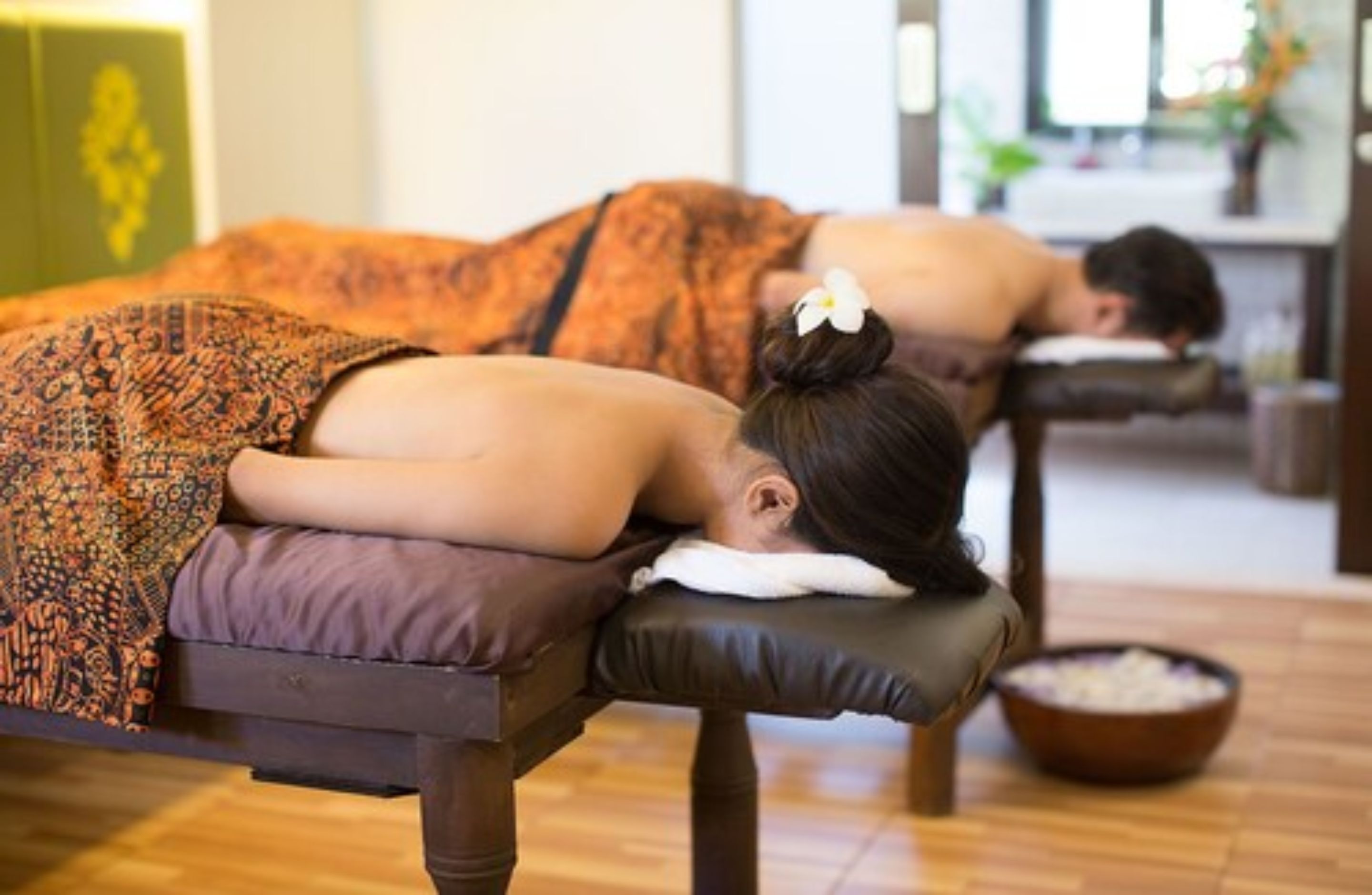 Salas de tratamiento para parejas, tratamientos corporales, aromaterapia