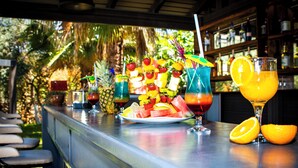 Poolbar