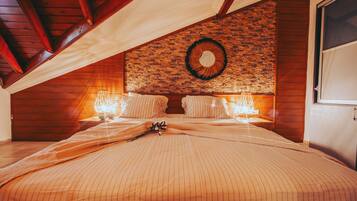 1 bedroom, premium bedding, minibar, in-room safe