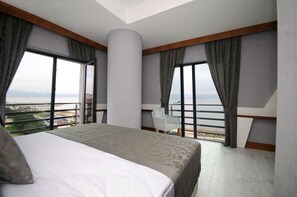 Standard Double or Twin Room | Premium bedding, minibar, in-room safe, desk - Elite Hotel Darica (Darica)