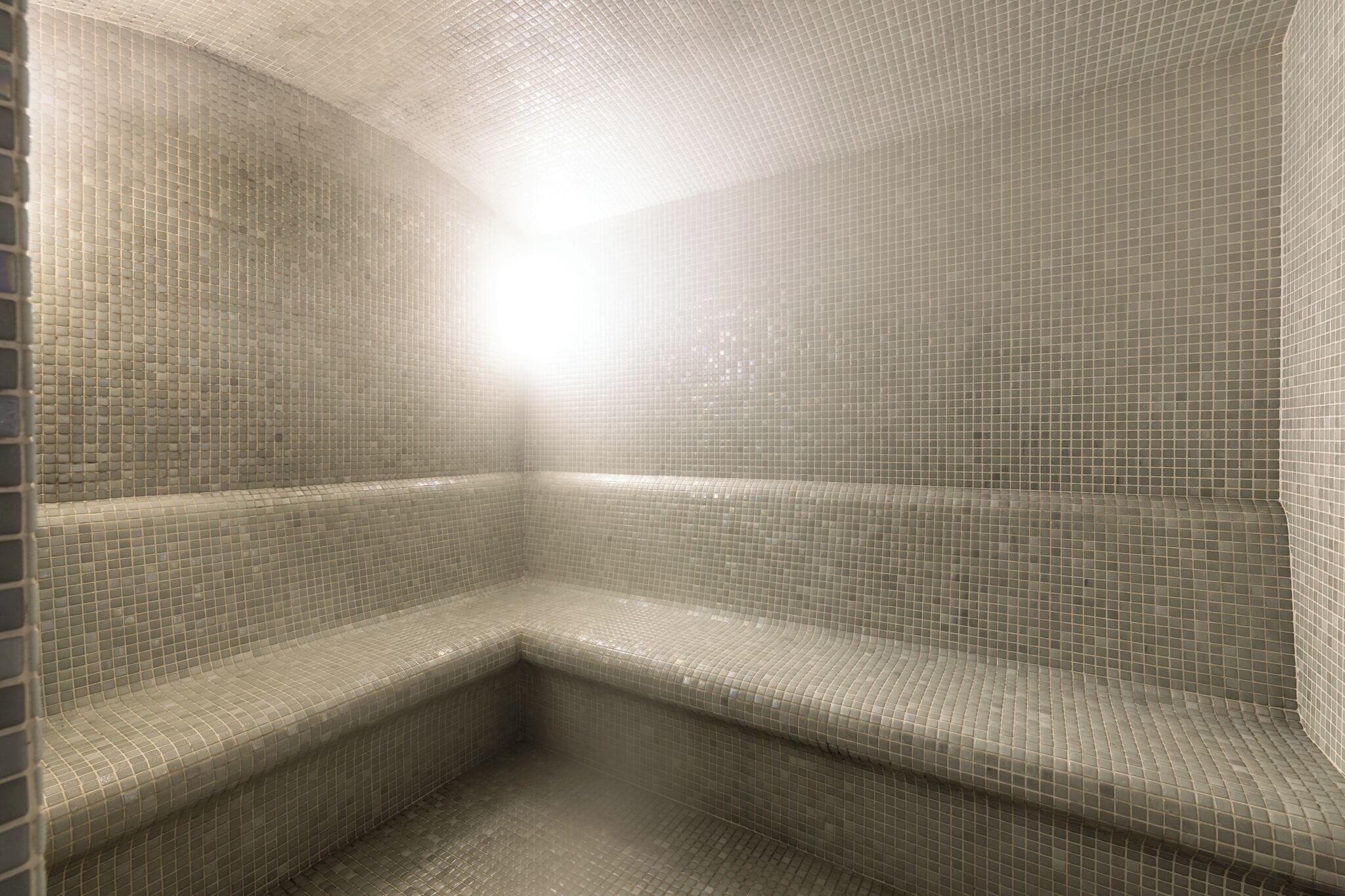 Steam room 