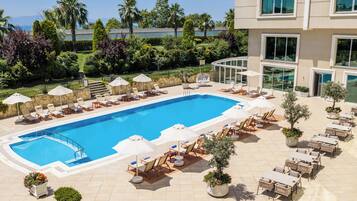 Indoor pool, seasonal outdoor pool, free pool cabanas, pool umbrellas
