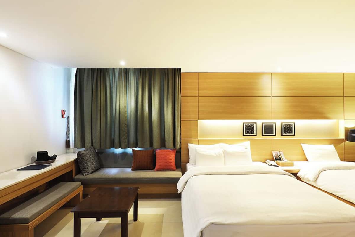 Deluxe Twin (Air purifier) | 1 bedroom, down comforters, blackout drapes, free WiFi