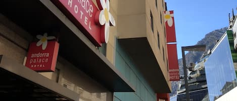 Fachada del alojamiento