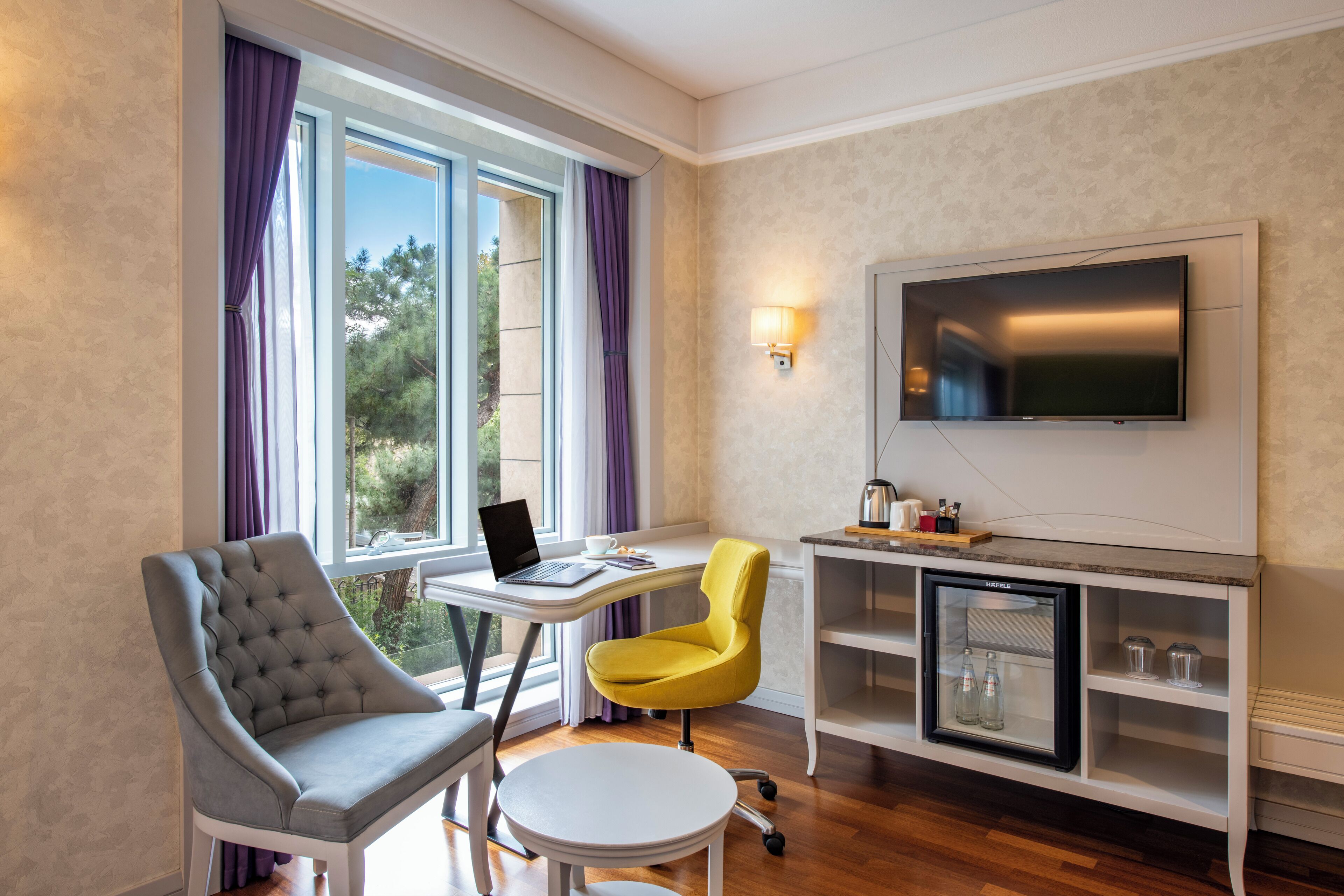 Superior-rum - 1 dubbelsäng | Utsikt mot staden