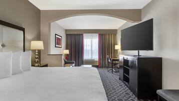 Suite, 1 King Bed, Non Smoking (with Sofabed)