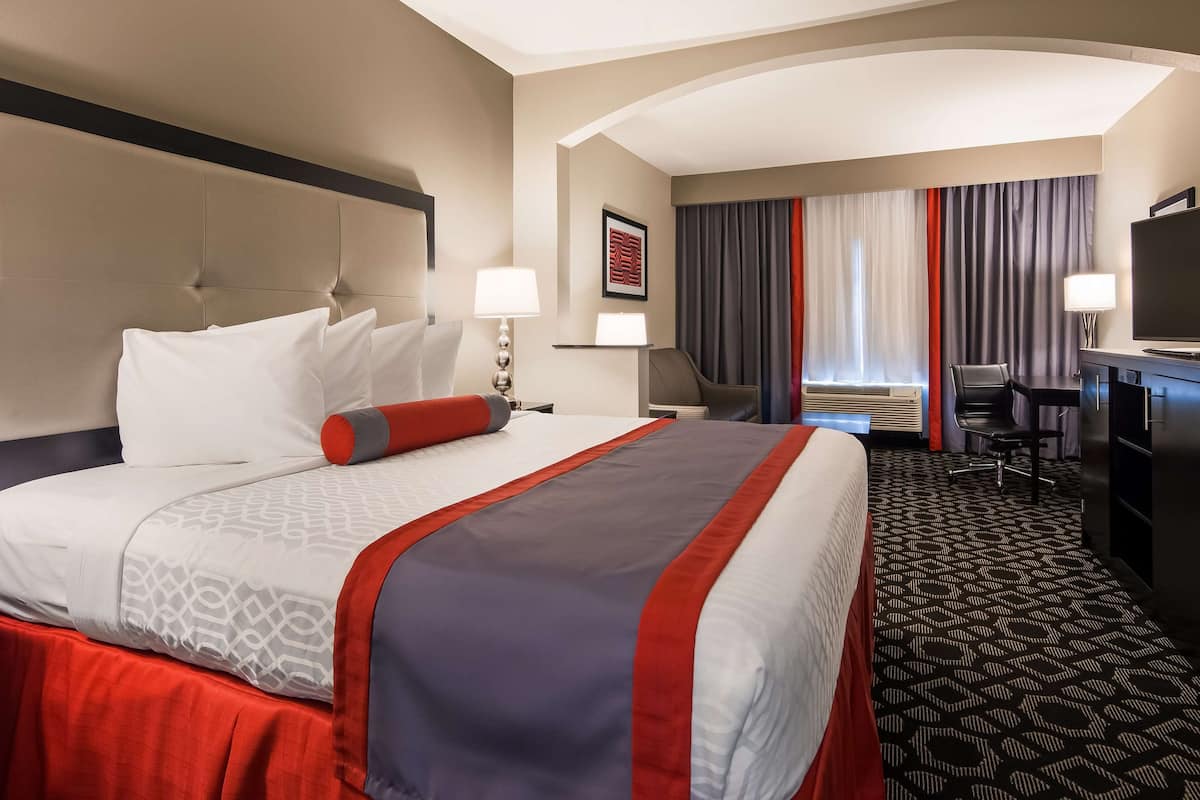 premium bedding, in-room safe, desk, iron/ironing board