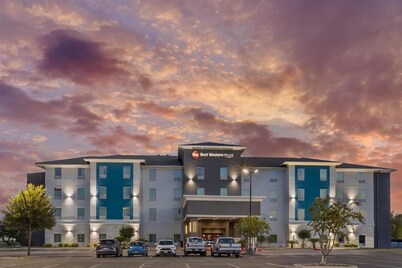 Best Western Plus Laredo Inn & Suites