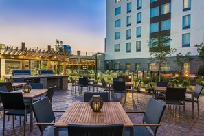 Terrace/patio - Homewood Suites by Hilton Little Rock Downtown (Little Rock)