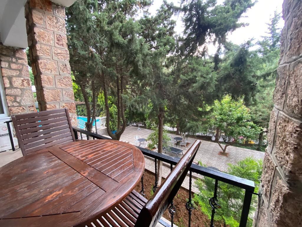 Elite Apartment, Garden View | Living area