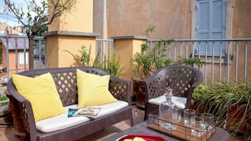 Departamento Deluxe, 2 habitaciones, 2 baños, en edificio contiguo | Terraza o patio