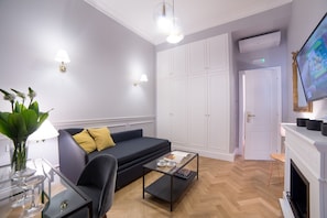 Suite | Living area