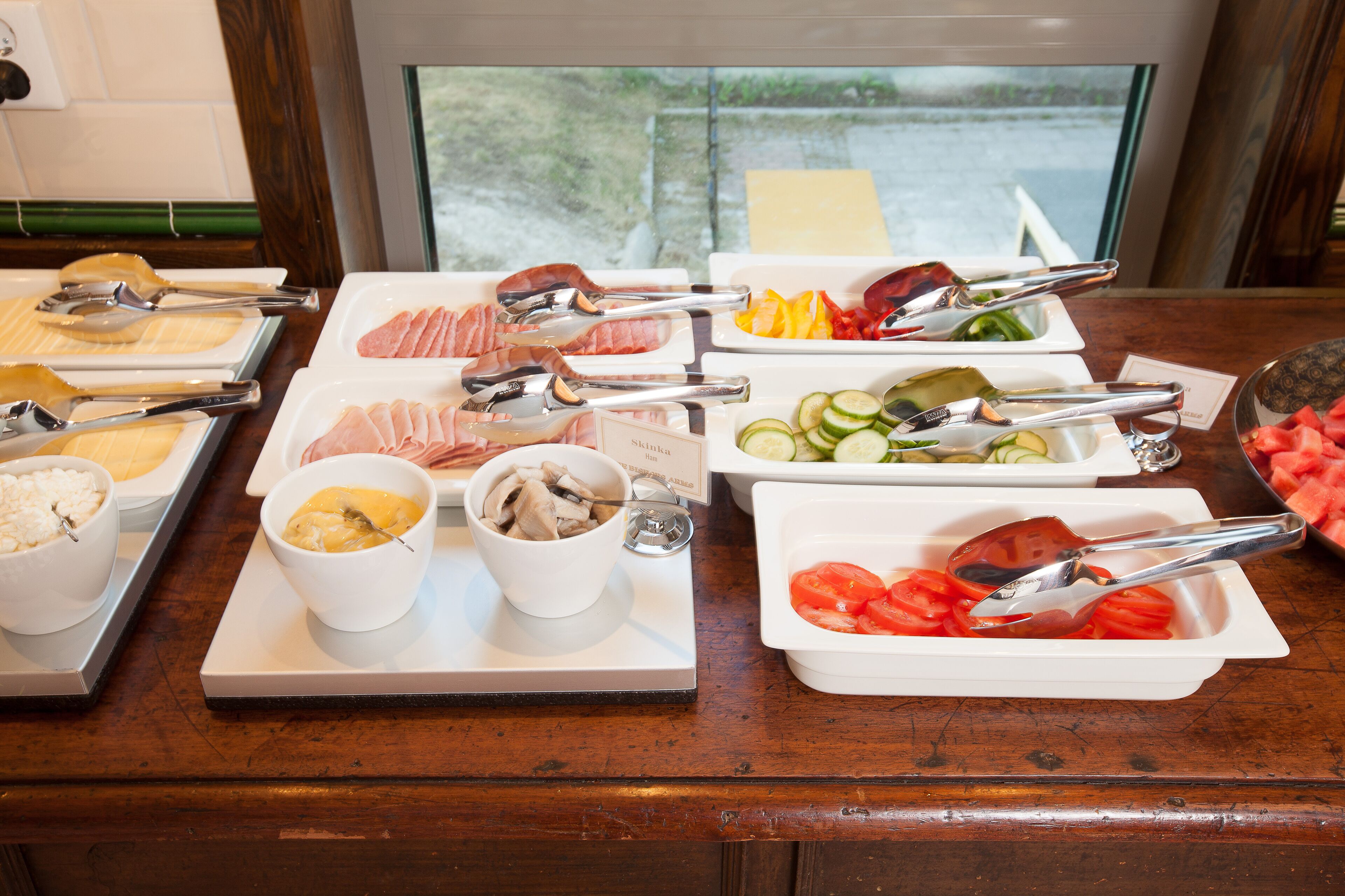 free daily on-the-go breakfast