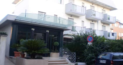 Hotel La Perla