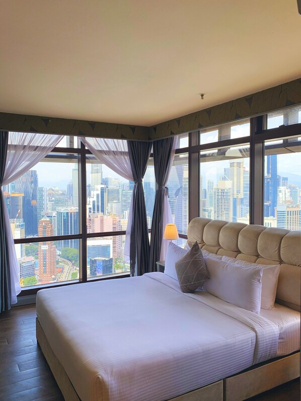 Lägenhet - 2 sovrum | Unika möbler, skrivbord, mörkläggningsgardiner och strykjärn/strykbräda