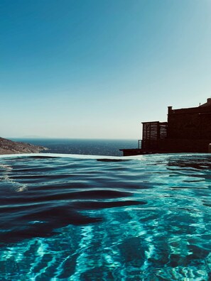 Seasonal outdoor pool, sun loungers