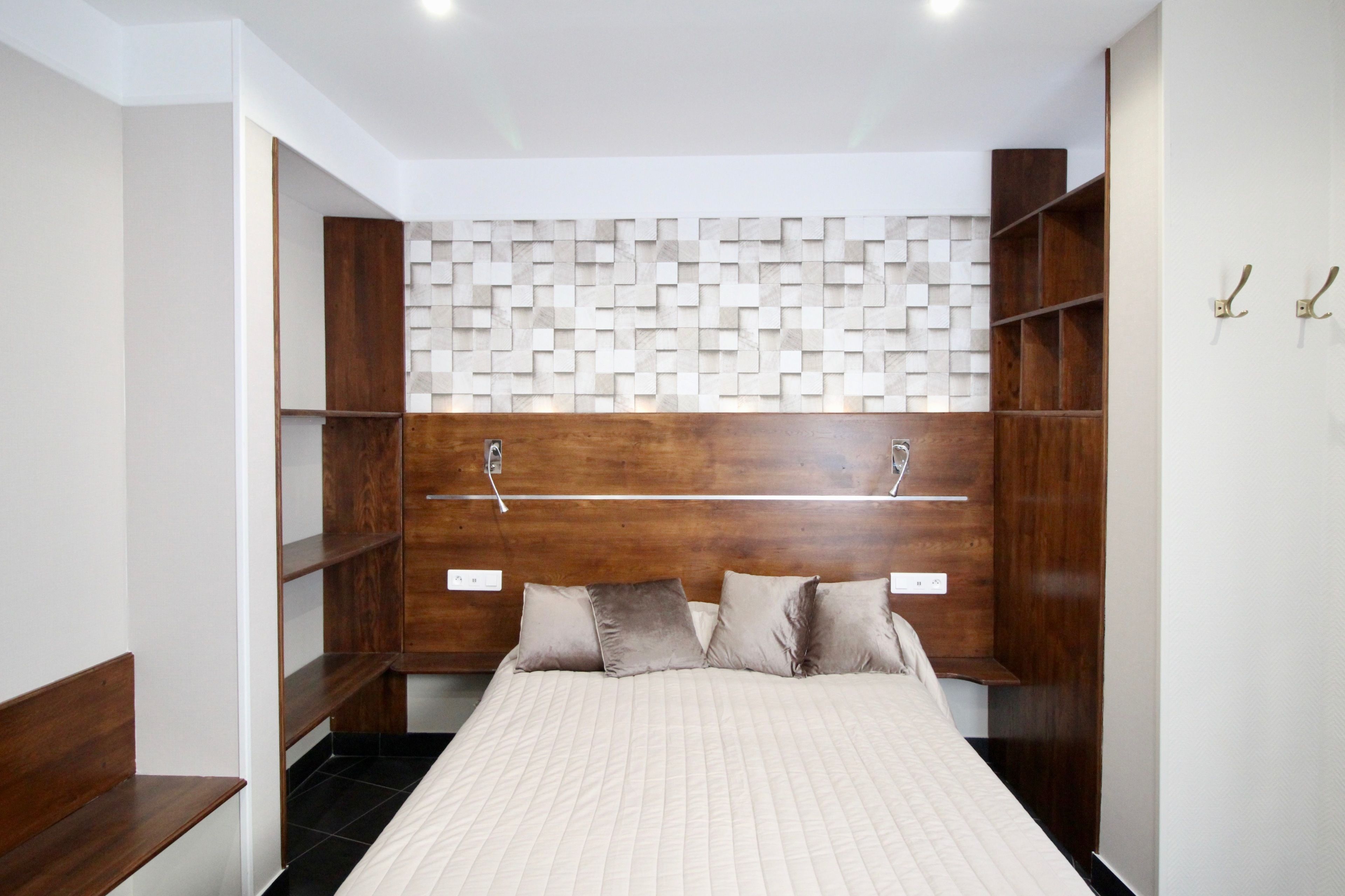 double room | desk, blackout curtains, soundproofing, free wifi