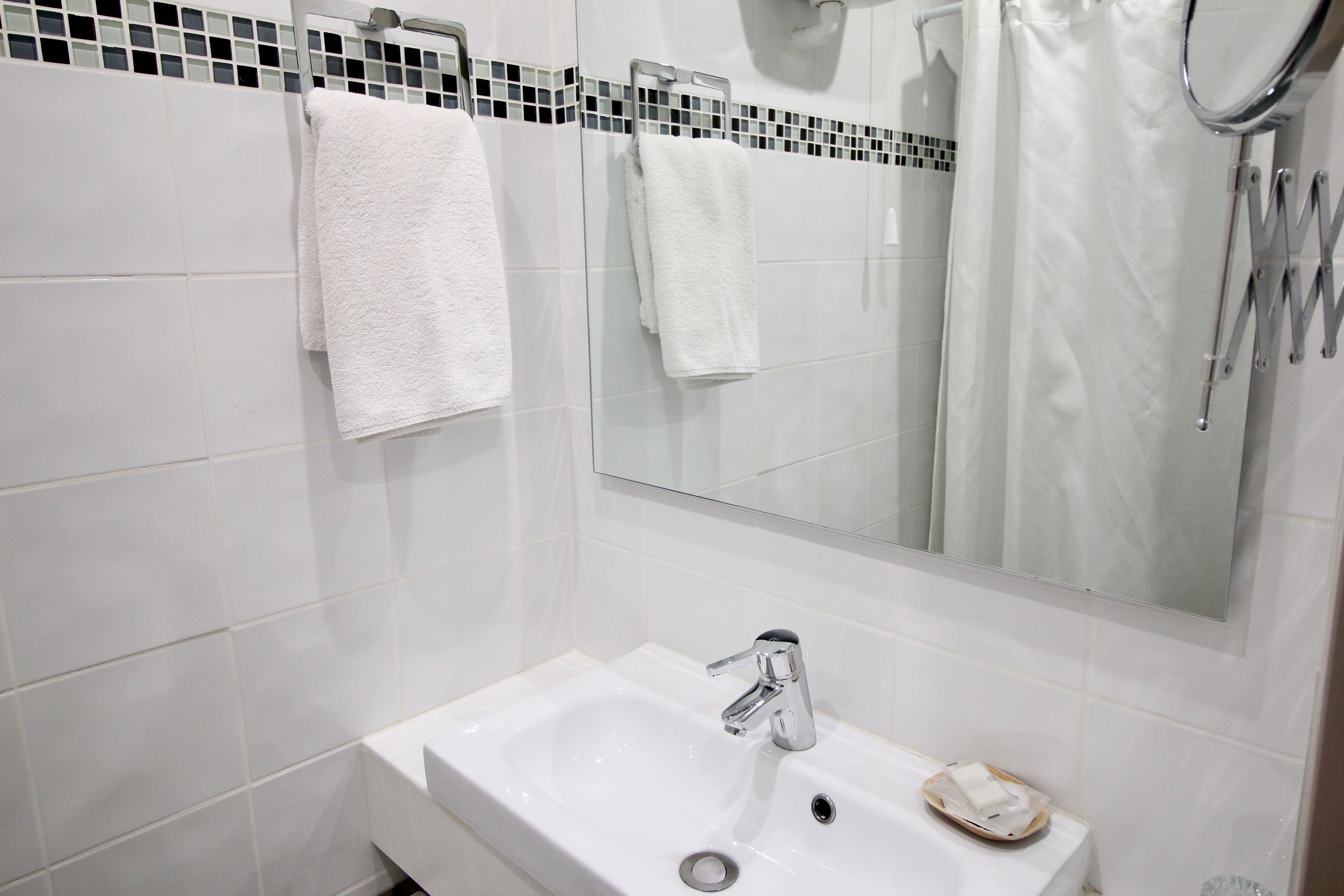 double room | bathroom | shower, hair dryer, towels