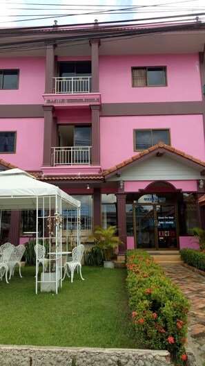 Entrada de la propiedad