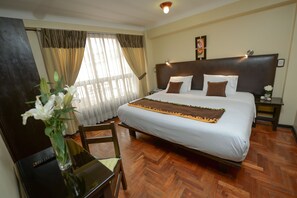 Chambre Double, 1 lit double | Coffres-forts dans les chambres, Wi-Fi gratuit