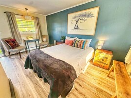 Decoración personalizada, muebles diferentes y wifi gratis 