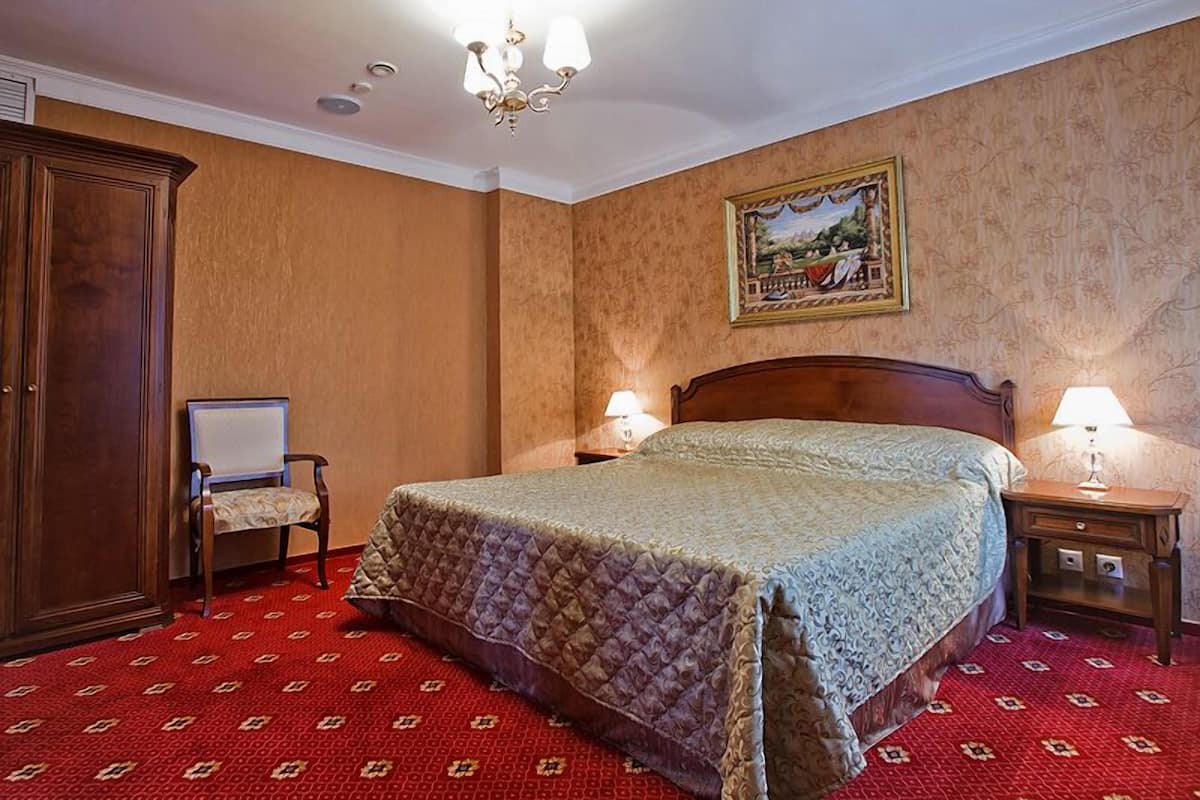 Suite | Minibar, Zimmersafe, Schreibtisch, Bügeleisen/Bügelbrett