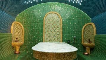 Mandi tangas / hammam, rawatan dan rias kuku tangan dan kaki