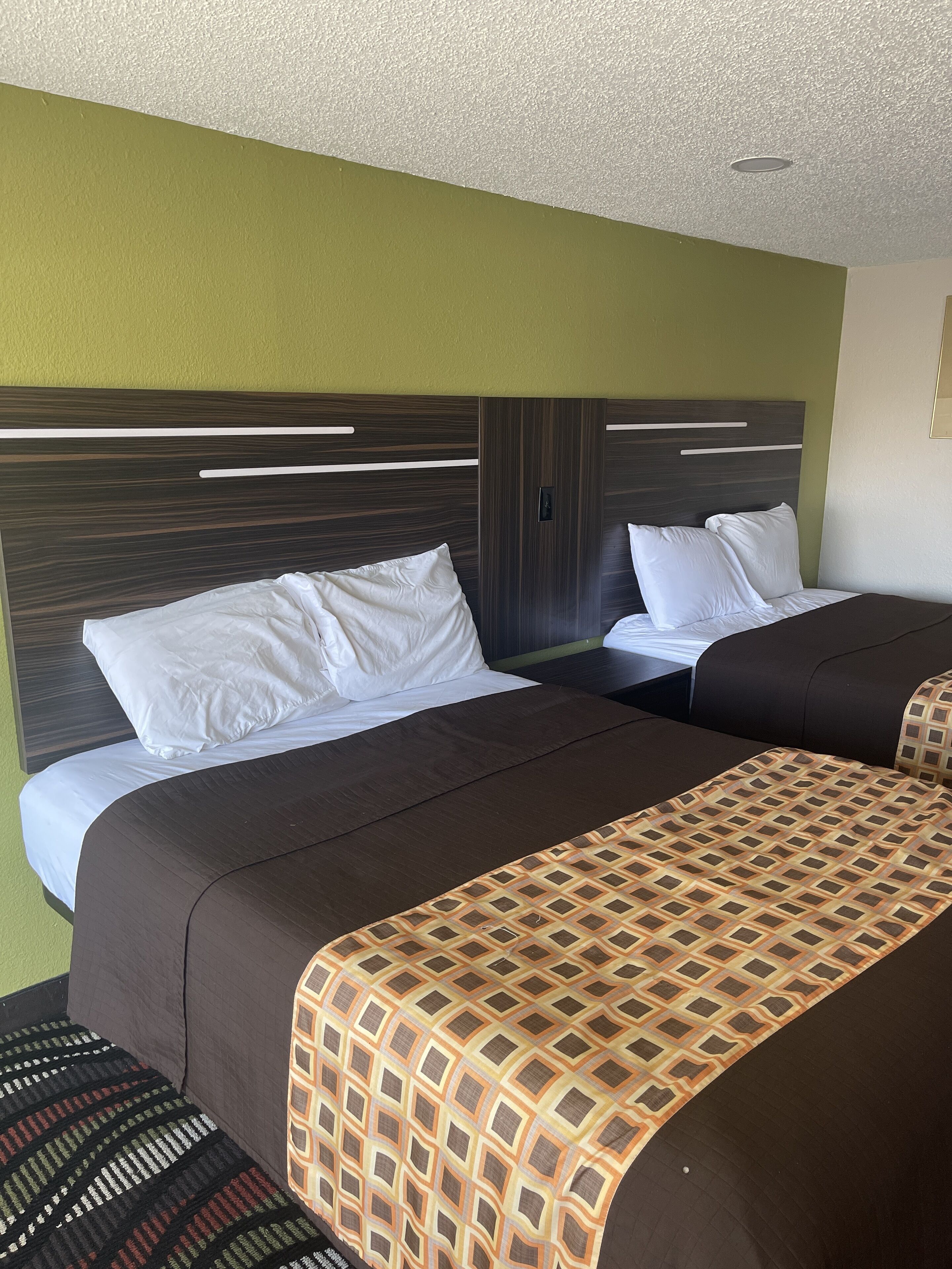 In-room safe, desk, iron/ironing board, free WiFi