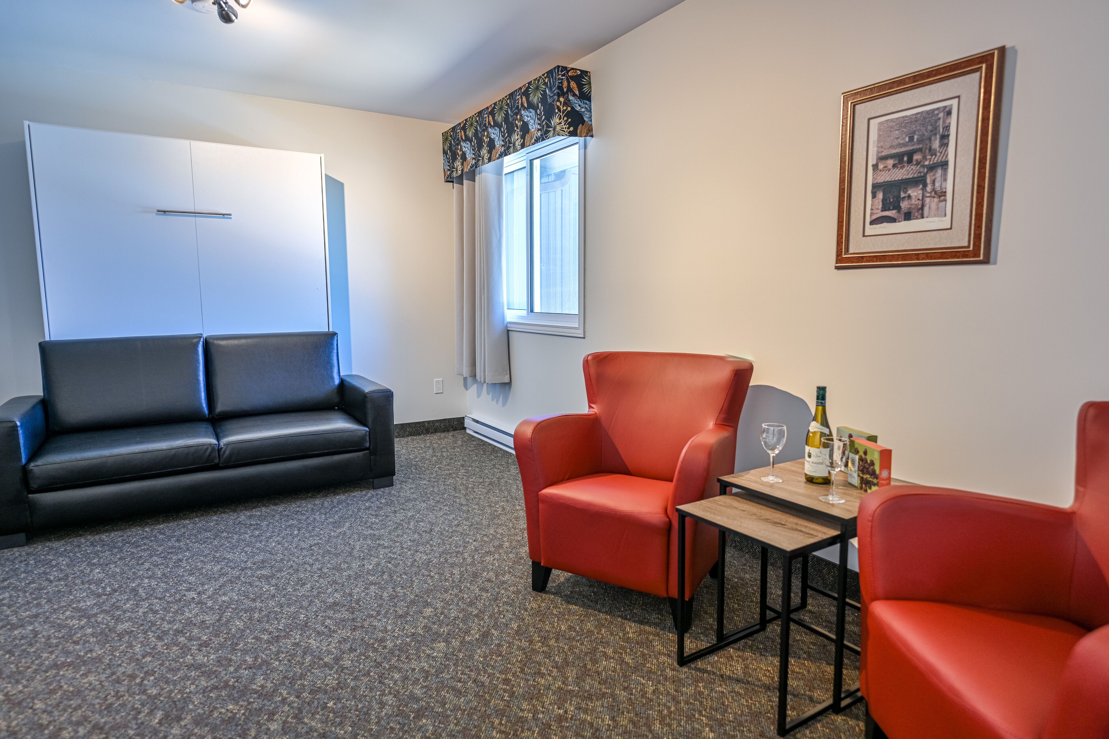 1 bedroom, desk, soundproofing, free wifi