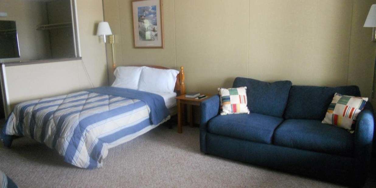 standard room, 2 double beds | desk, blackout curtains, iron/ironing board, free wifi