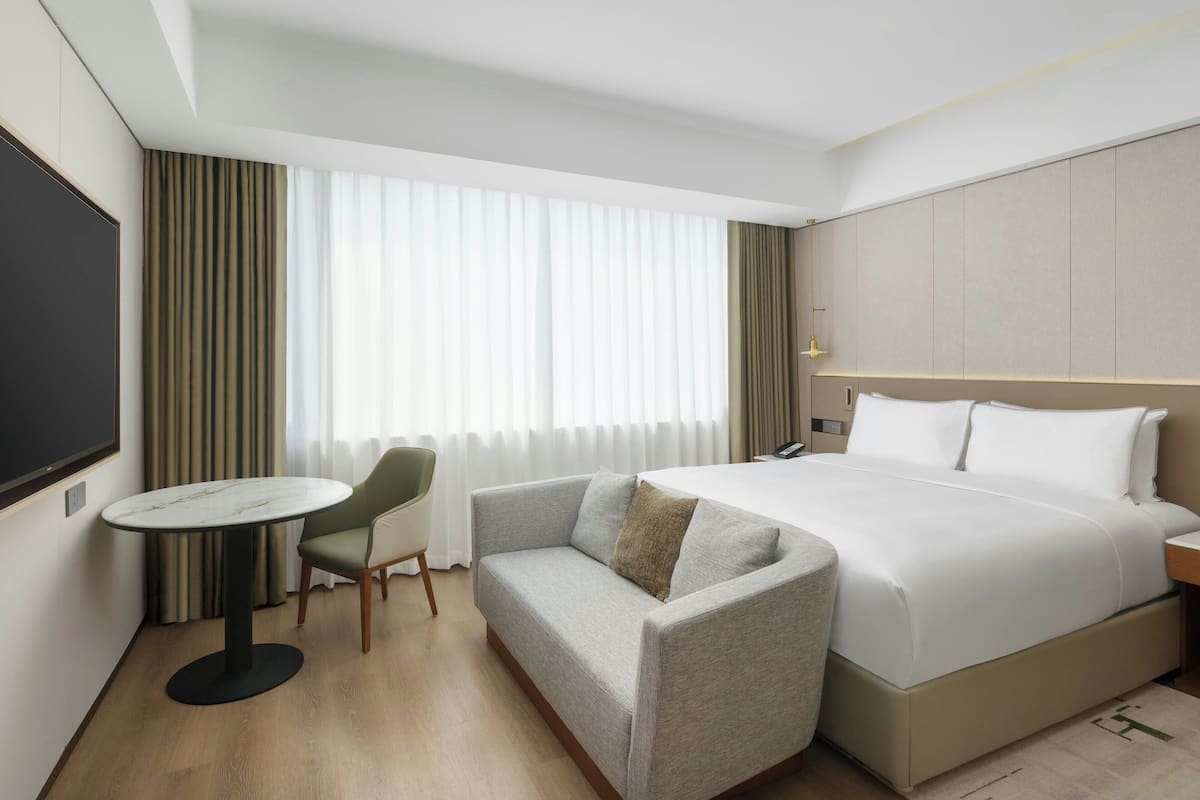 Room, 1 King Bed, Non Smoking