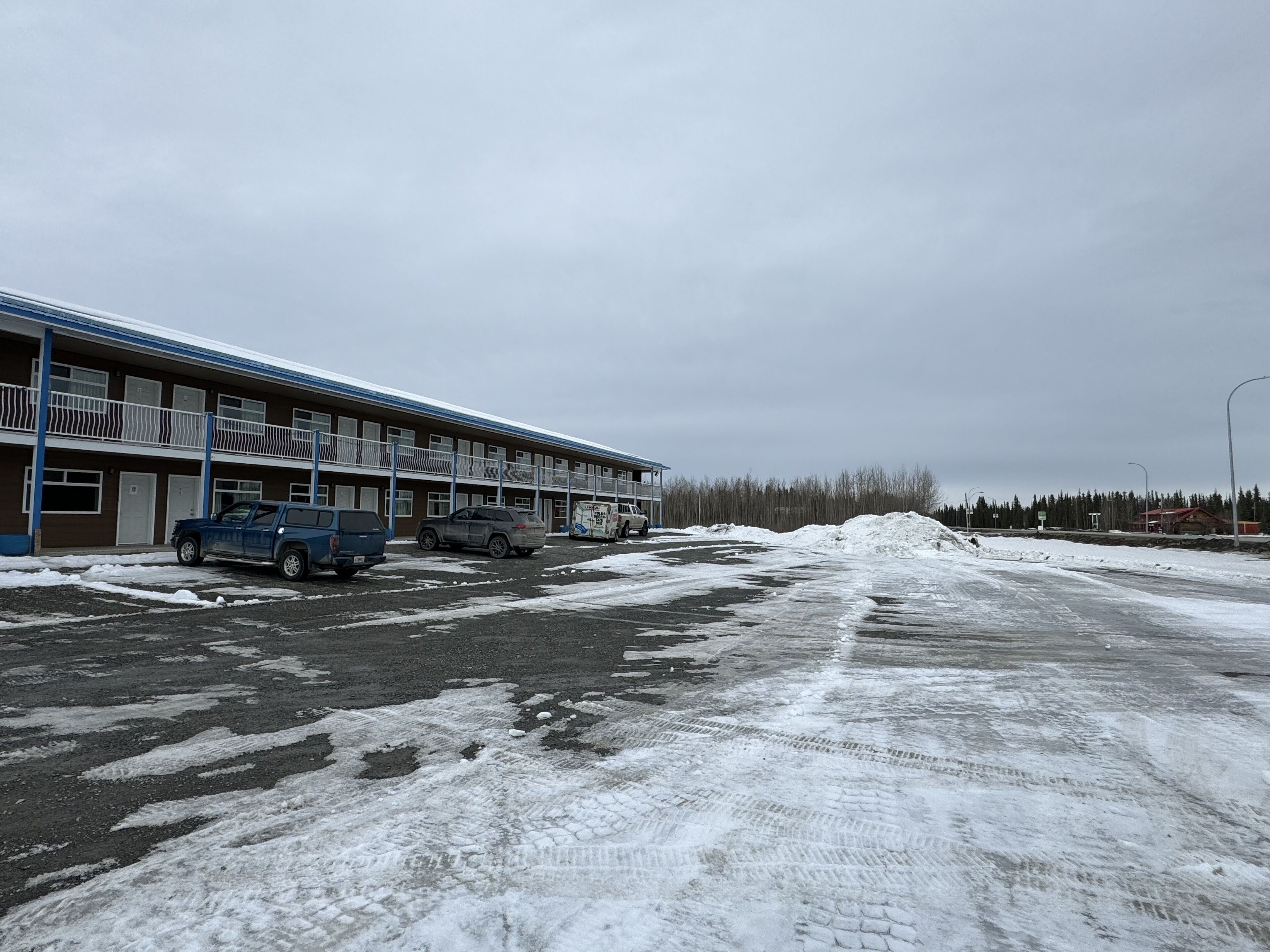 Vista frontal de la propiedad