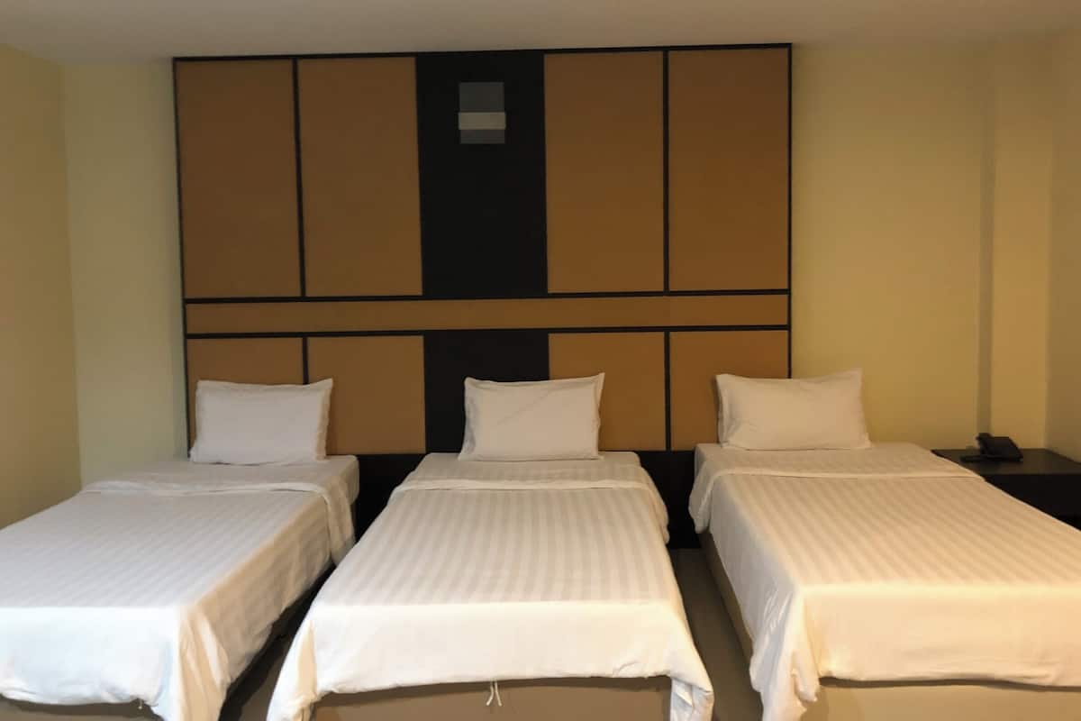 Dreibettzimmer, Nichtraucher