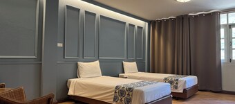 Sun Hotel