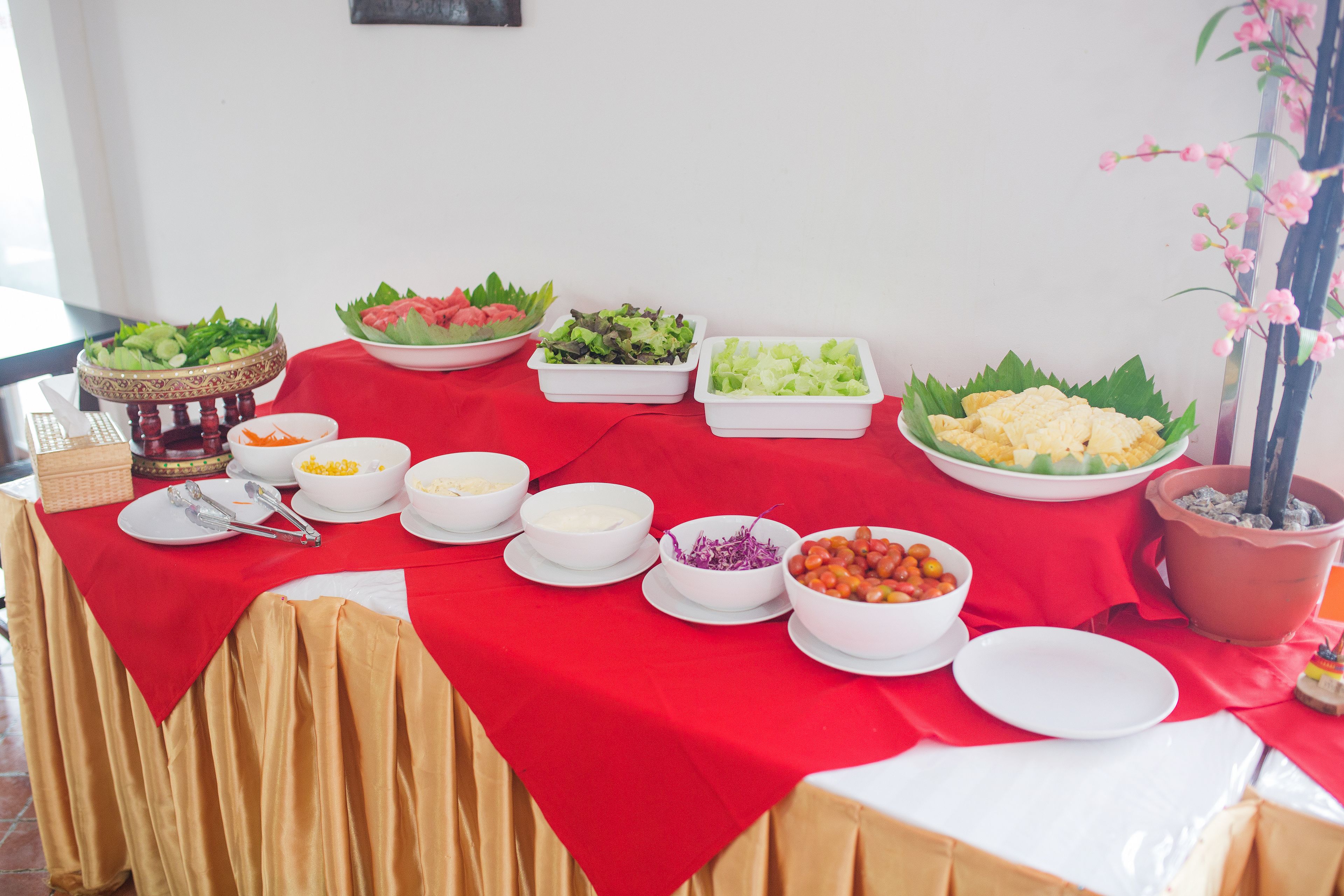 Daily cooked-to-order breakfast for a fee