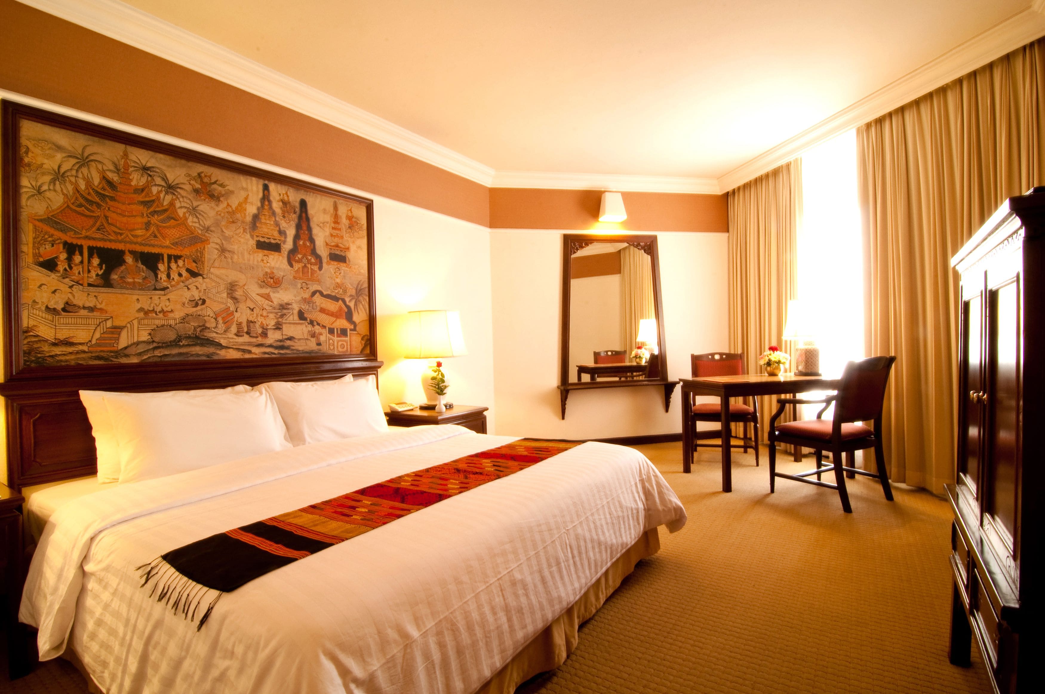 deluxe single room | premium bedding, minibar, desk, free wifi