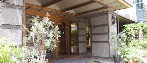 Entrada de la propiedad