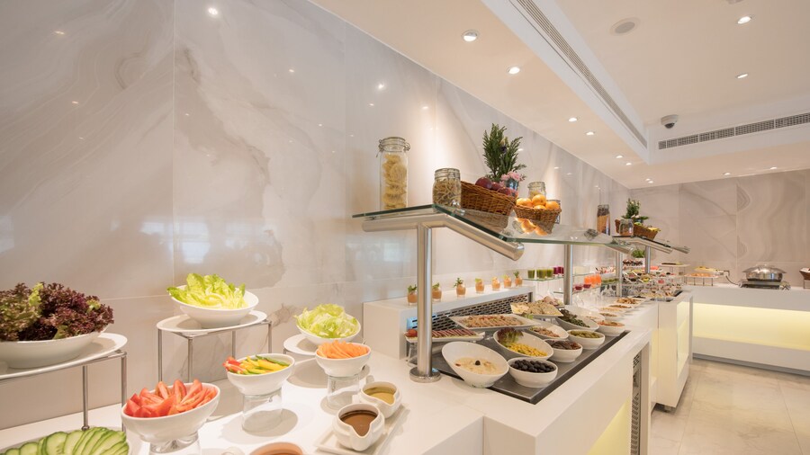 Hawthorn Suites by Wyndham Abu Dhabi City Centre