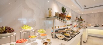 Hawthorn Suites by Wyndham Abu Dhabi City Centre