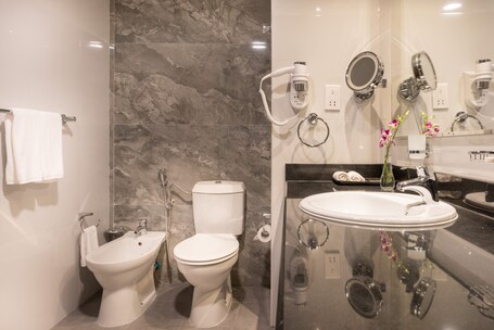 Hawthorn Suites by Wyndham Abu Dhabi City Centre - Image 10