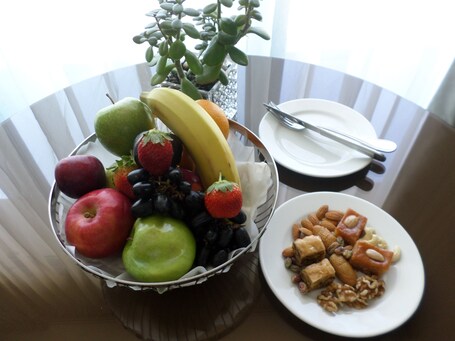 Hawthorn Suites by Wyndham Abu Dhabi City Centre - Image 37